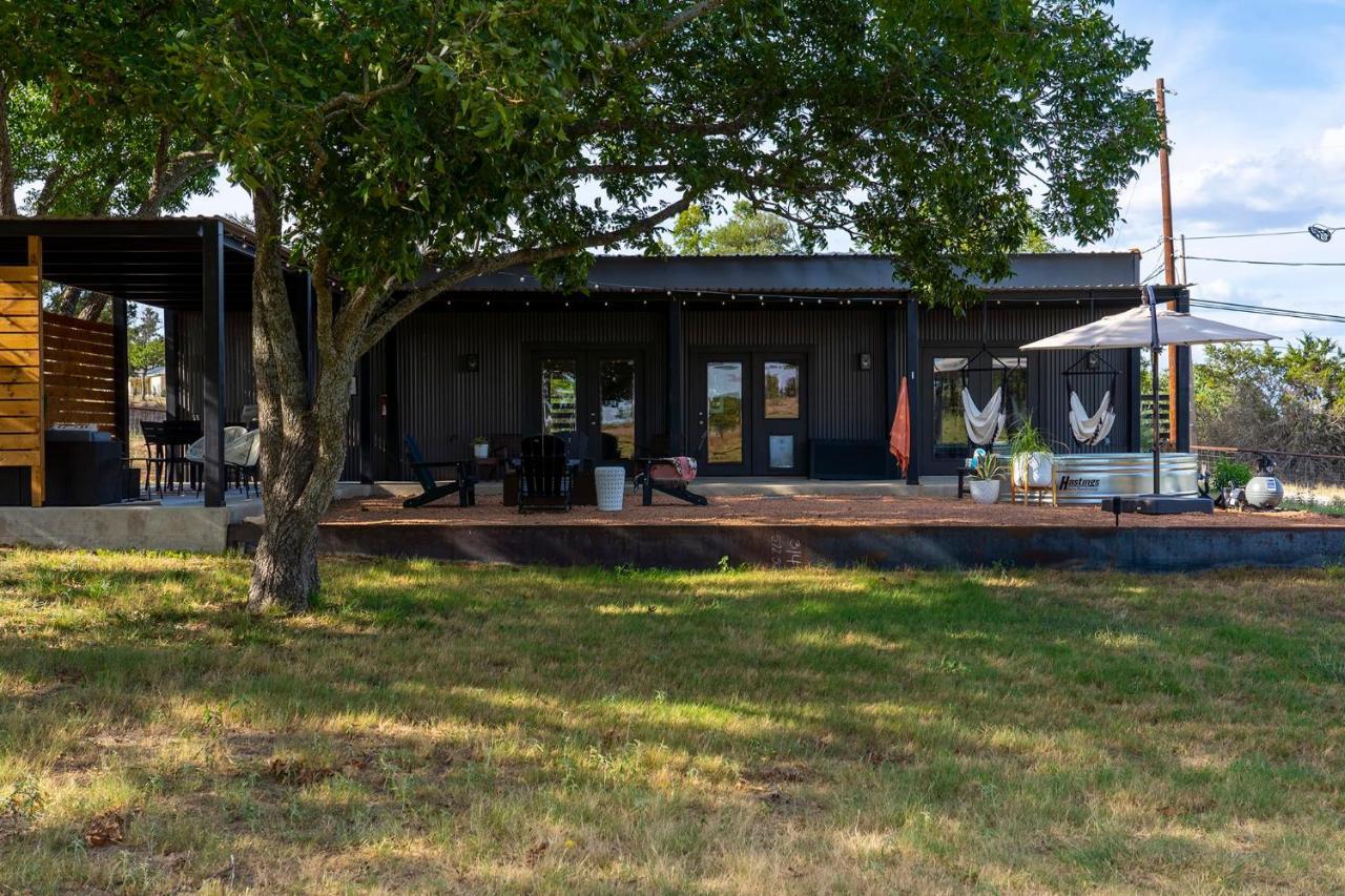 Container Haus Pet Friendly With Cowboy Pool Villa Fredericksburg Buitenkant foto