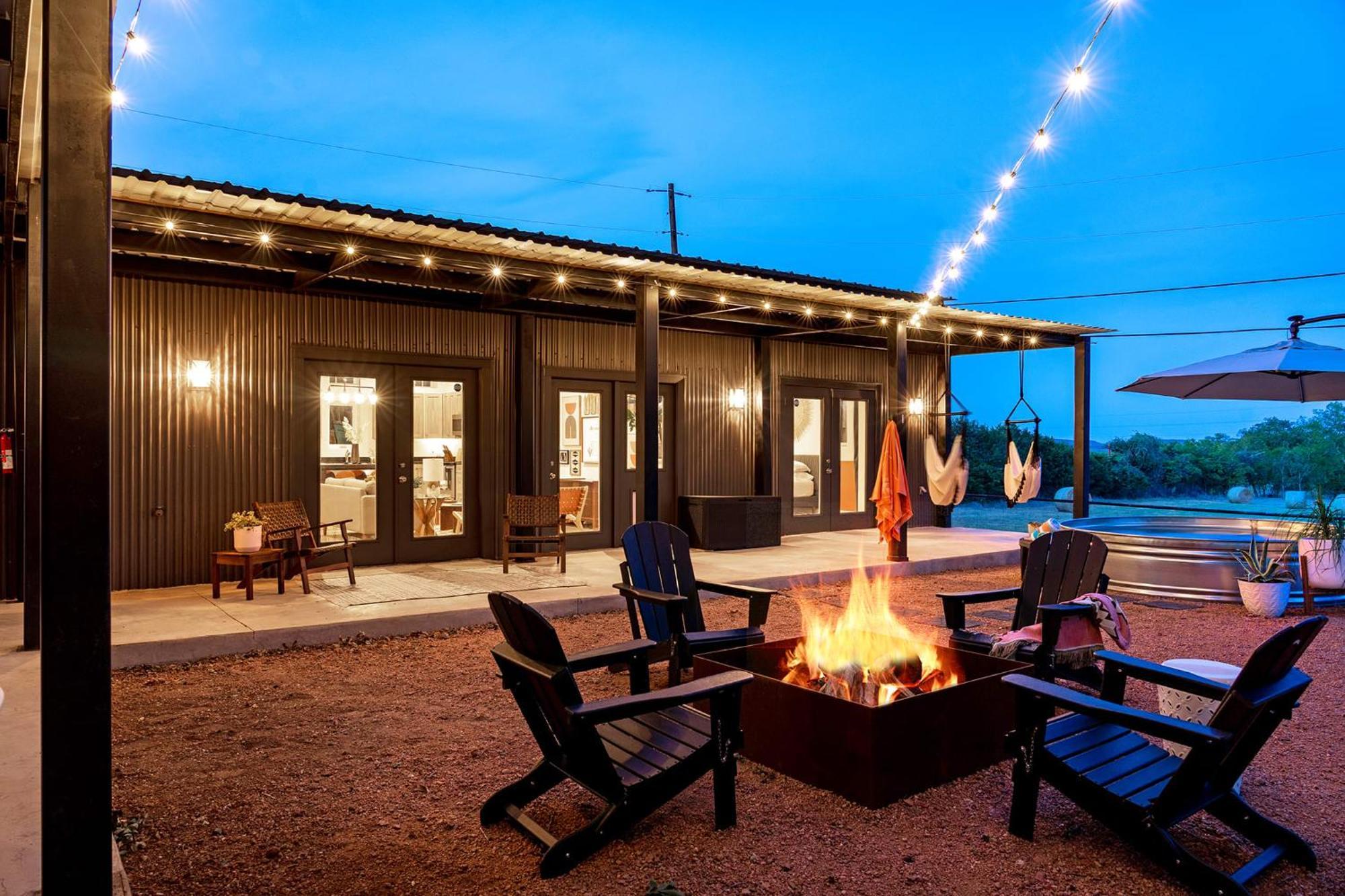 Container Haus Pet Friendly With Cowboy Pool Villa Fredericksburg Buitenkant foto
