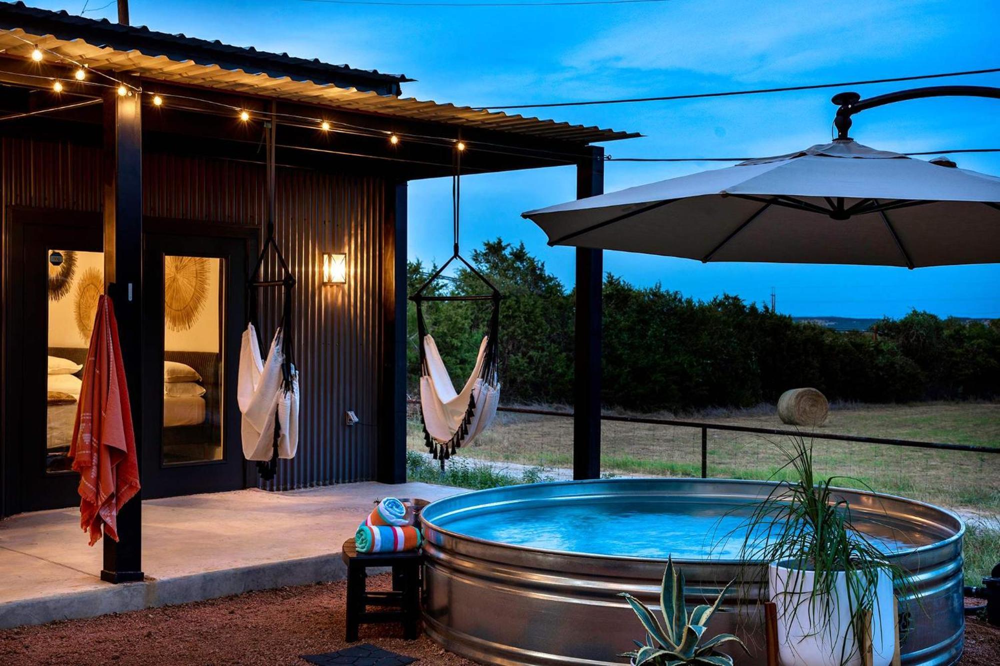 Container Haus Pet Friendly With Cowboy Pool Villa Fredericksburg Buitenkant foto