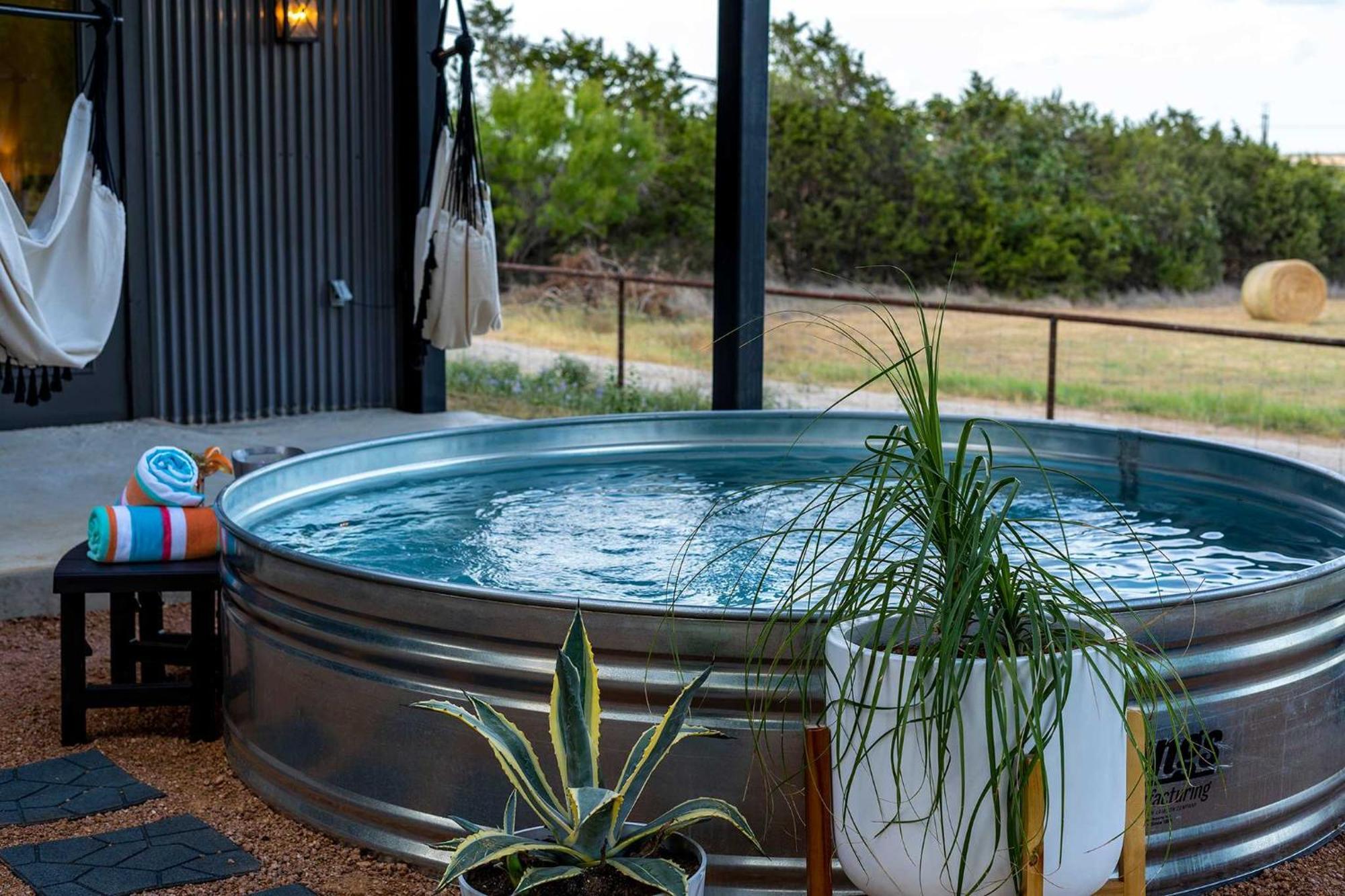 Container Haus Pet Friendly With Cowboy Pool Villa Fredericksburg Buitenkant foto